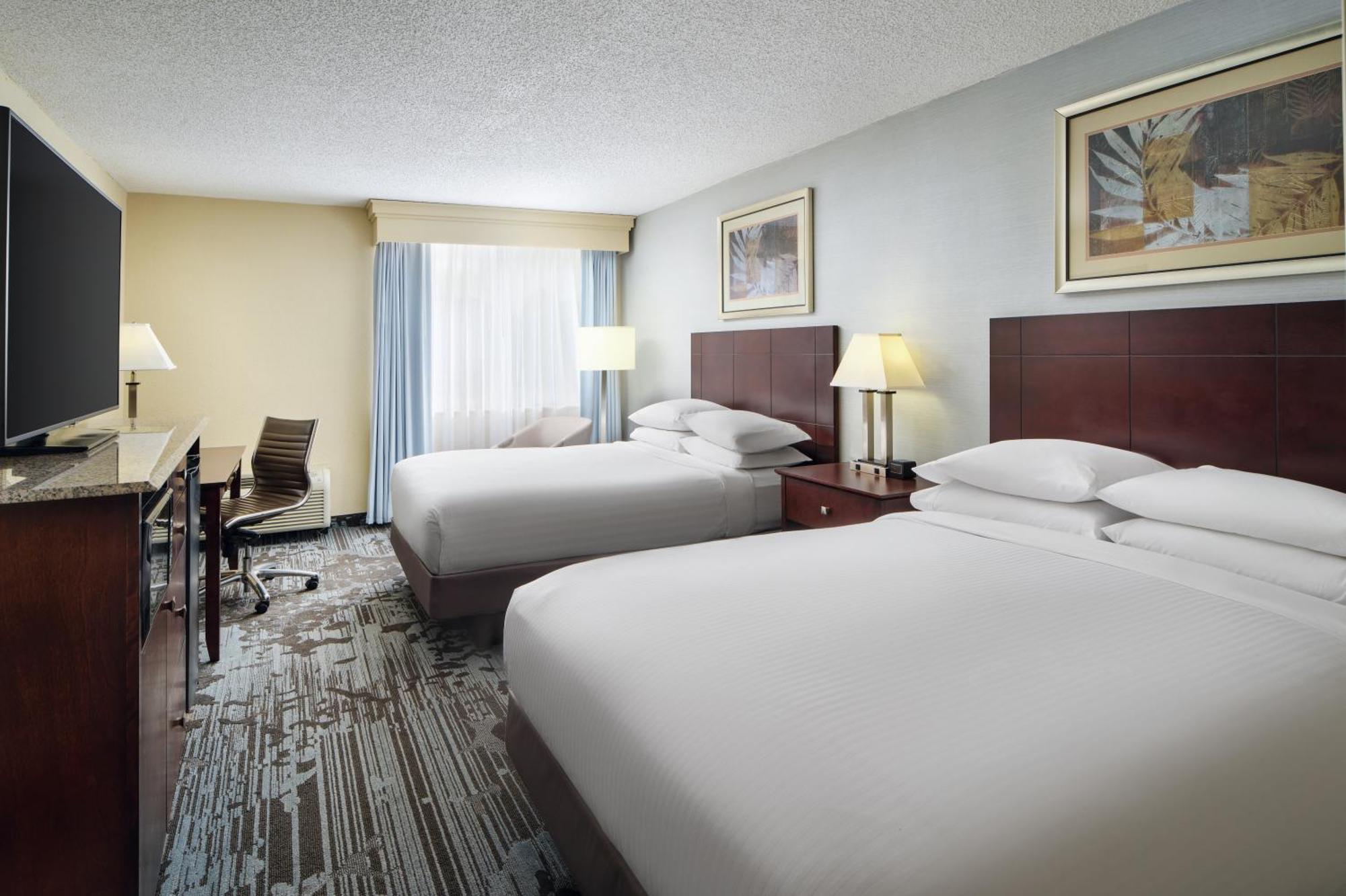 מלון Doubletree By Hilton רוקי מאונט מראה חיצוני תמונה